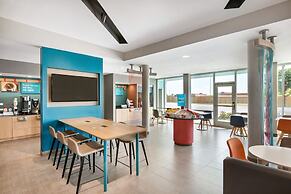 avid hotel Melbourne Viera by IHG