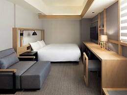 Lamp Light Books Hotel Sapporo