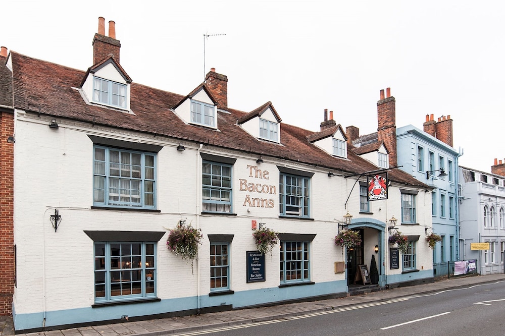 Bacon Arms