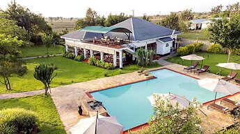 Moyoni Airport Lodge