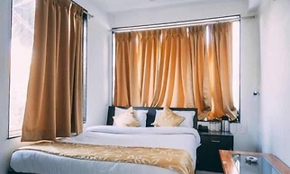Hotel Suraj Palace