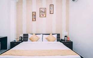 Hotel Suraj Palace