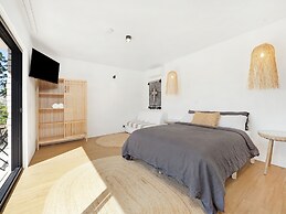 The Beach Rooms