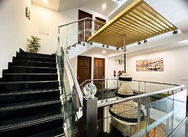 Sky Suites Huda City Center