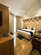 Sky Suites Huda City Center