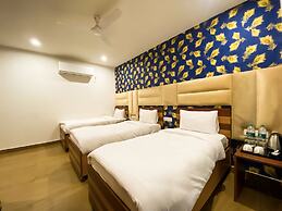 Sky Suites Huda City Center