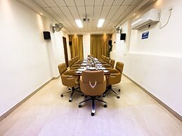 Sky Suites Huda City Center