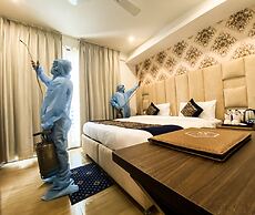 Sky Suites Huda City Center