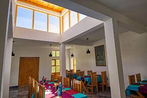 Chalet Seabuckthorn