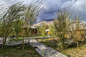 Chalet Seabuckthorn