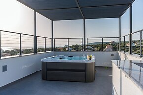 Villa Aria