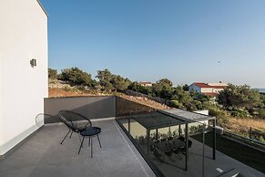 Villa Aria