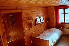 Beautiful Chalet for 10 People in Vercorin