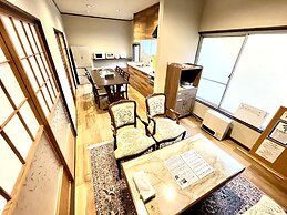 Hakone Lake Side Villa & Hot Springs