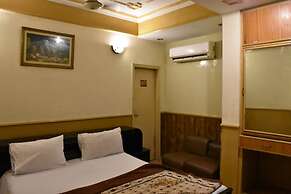 Hotel Royal Gardens Jail Road