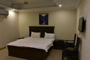 Hotel Royal Gardens Jail Road