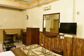 Hotel Royal Gardens Jail Road