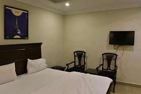Hotel Royal Gardens Jail Road