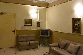 Hotel Royal Gardens Jail Road