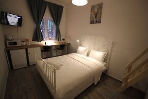 92 Residence