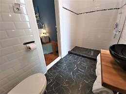 92 Residence