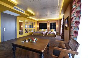 Bayberd Hotel