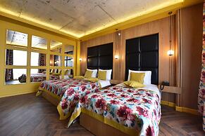 Bayberd Hotel