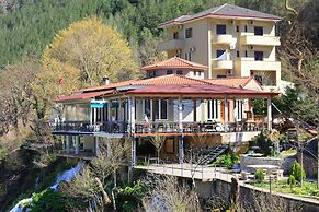 Hotel Gryka e Kelcyres
