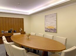 Grand Swiss-Belhotel Waterfront Seef