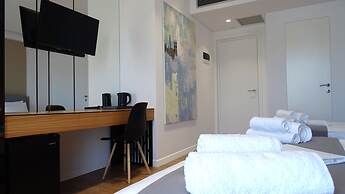 Valmar Hotel
