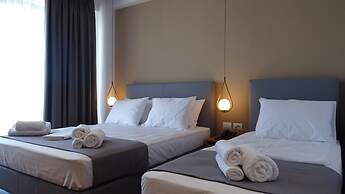Valmar Hotel