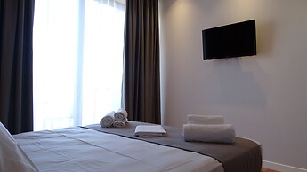 Valmar Hotel