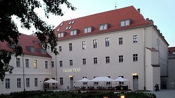 Herbal Hotel