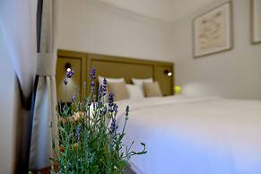 Herbal Hotel