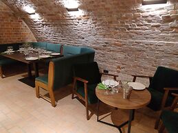 Herbal Hotel