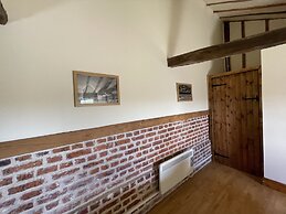 The Cow Shed - Sleeps 4, Parking & Pet Friendly