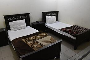 Fortville Hotel