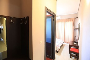 White Palace Hotel