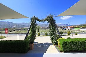 White Palace Hotel