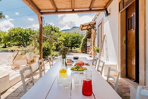 Authentic Sicilian Charm With Pool, Sea View, Parking & Wifi