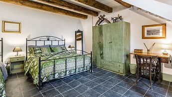 Authentic Sicilian Charm With Pool, Sea View, Parking & Wifi