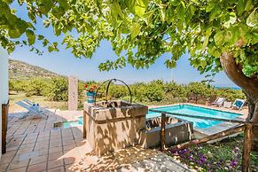 Authentic Sicilian Charm With Pool, Sea View, Parking & Wifi
