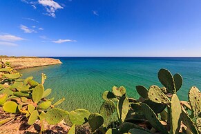 Authentic Sicilian Charm With Pool, Sea View, Parking & Wifi