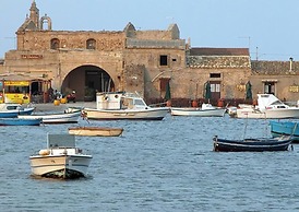 Authentic Sicilian Charm With Pool, Sea View, Parking & Wifi