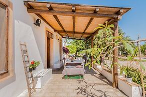 Authentic Sicilian Charm With Pool, Sea View, Parking & Wifi