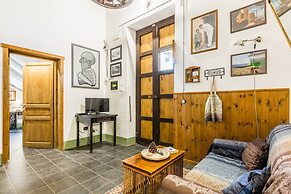 Authentic Sicilian Charm With Pool, Sea View, Parking & Wifi