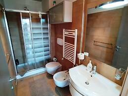 Nice Apartment Close Metro C - Mirti