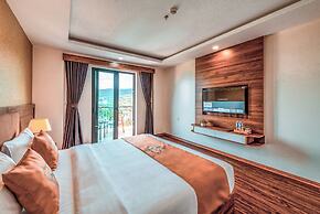 Night Sea Hotel
