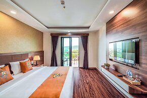 Night Sea Hotel