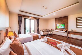 Night Sea Hotel